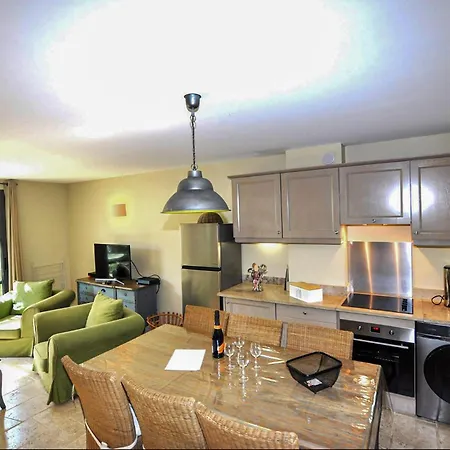 Prázdninový dům 2 Bedroom Awesome In St-laurent-de-la-cabr Saint-Laurent-de-la-Cabrerisse