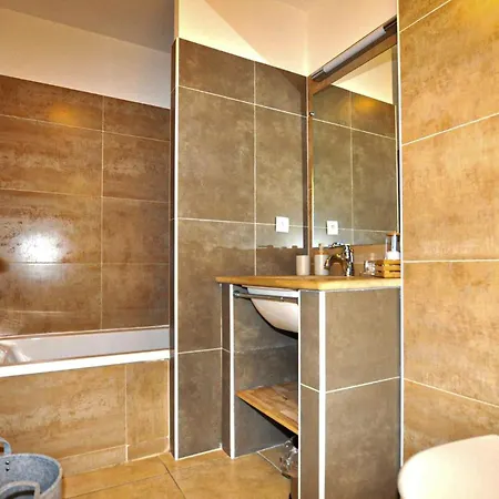 2 Bedroom Amazing In St-laurent-de-la-cabr Saint-Laurent-de-la-Cabrerisse