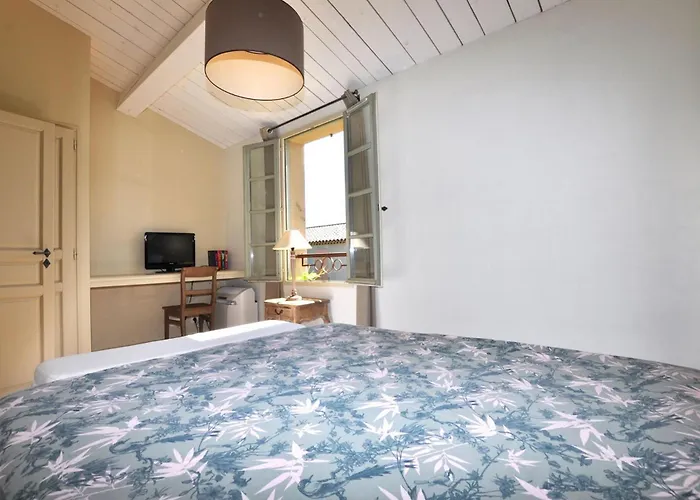 2 Bedroom Gorgeous In St-laurent-de-la-cabr Saint-Laurent-de-la-Cabrerisse