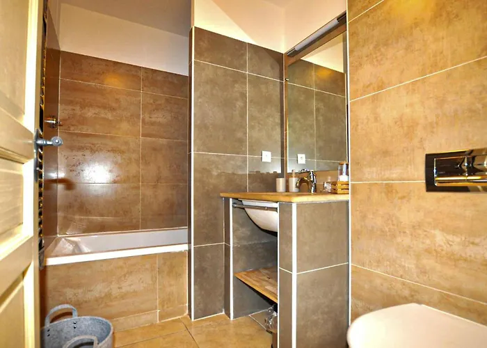 2 Bedroom Gorgeous In St-laurent-de-la-cabr Saint-Laurent-de-la-Cabrerisse